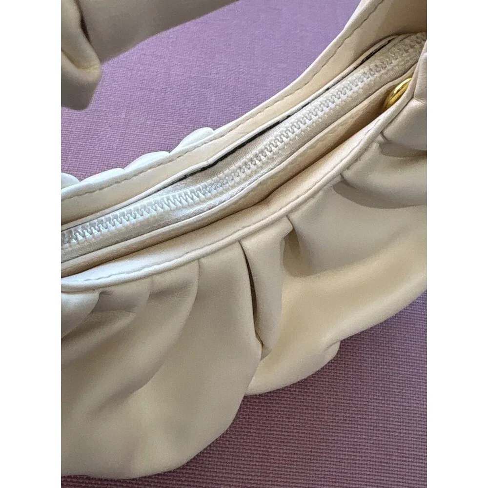 8 Other Reasons Shoulder Bag in Ivory One Size Womens Clutch Handbag Purse - Picture 5 of 9